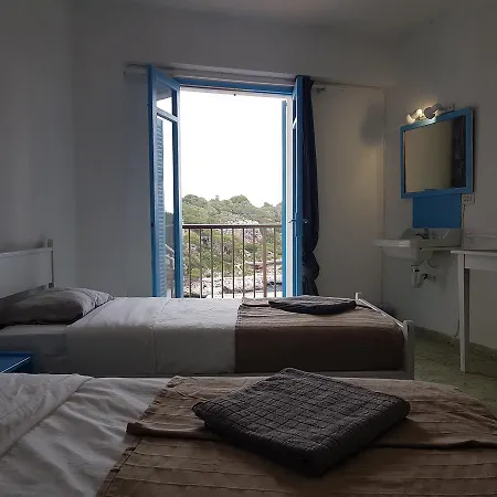 Casa De Huespedes La Marina Cala Figuera (Mallorca)