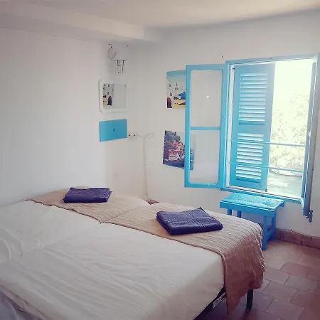 Casa De Huespedes La Marina Guest house